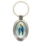 Porte-clés en métal de couleur argenté de forme ovale H. 4.3 cm. Livré en boite cadeaux. Existe avec différents Saints.