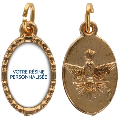 Médaille métal de couleur dorée ovale avec rebord effet dentelle H.1,5 cm avec résine de