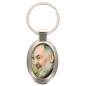 Porte-clés en métal de couleur argenté de forme ovale H. 4.3 cm. Livré en boite cadeaux. Existe avec différents Saints.