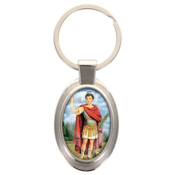 Porte-clés en métal de couleur argenté de forme ovale H. 4.3 cm. Livré en boite cadeaux. Existe avec différents Saints.
