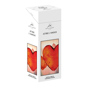 Boite de 6 tubes de 20 batonnets d´encens, parfume aux huiles essentielles.