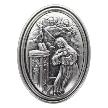 Plaque auto ovale H. 3.8 cm en metal couleur argentee. Plusieurs saints.