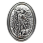 Plaque auto ovale H. 3.8 cm en metal couleur argentee. Plusieurs saints.
