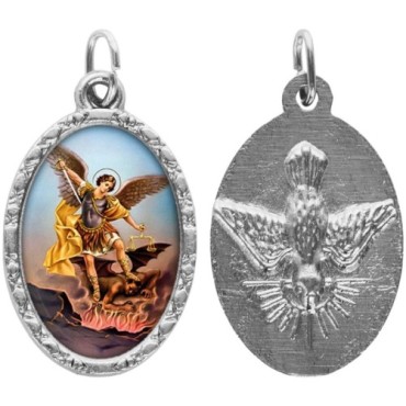 Médaille ovale métal argenté, rebord torsadé, résine. H : 2,5 cm. Différents Saints disponibles.