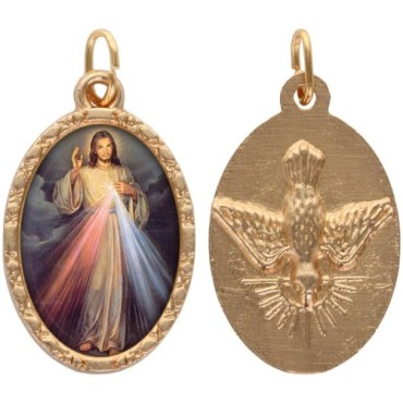 Médaille ovale métal doré, rebord torsadé, résine. H : 2,5 cm. Différents Saints disponibles.