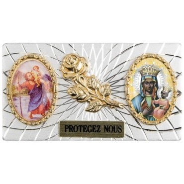 Plaque auto forme rectangle en alu striée H. 3 x 5,5 cm avec rose plus 2 résines, plusieurs saints.