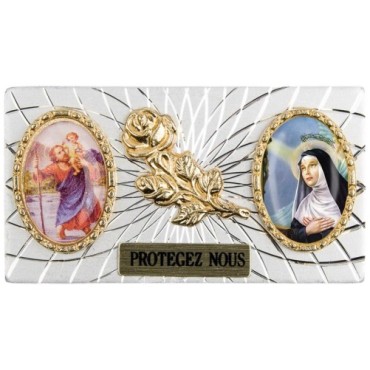Plaque auto forme rectangle en alu striée H. 3 x 5,5 cm avec rose plus 2 résines, plusieurs saints.