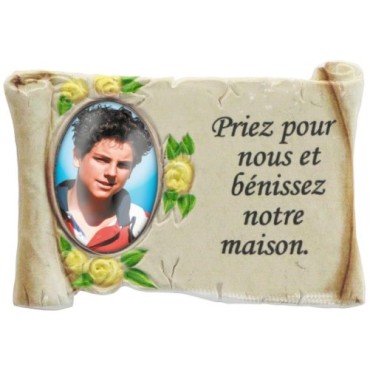 Magnet en résine ton pierre H. 5 x 7 cm, avec prière pour la maison et résine, plusieurs saints.