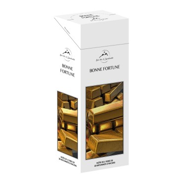 Boite de 6 tubes de 20 batonnets d´encens, parfume aux huiles essentielles.