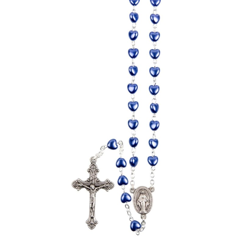 Chapelet grains forme coeur, Ø 7 mm, chaine couleur argentee,  longueur au cœur 31 cm, croix avec Christ plus boite.