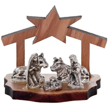 Mini nativite en bois avec sujet en metal. Differents modeles.