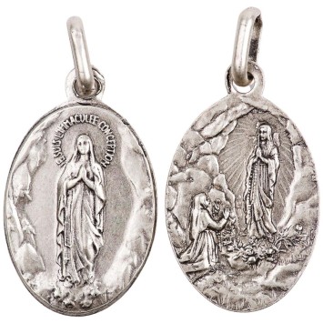 Médaille vieil argent ovale H. 1.9 cm double face ND de Lourdes / Apparition.