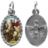 Médaille métal de couleur argentée ovale avec rebord effet dentelle H.1,5 cm avec résine. Disponible avec différents Saints.