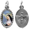 Médaille métal de couleur argentée ovale avec rebord effet dentelle H.1,5 cm avec résine. Disponible avec différents Saints.