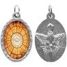 Médaille ovale métal argenté, rebord torsadé, résine. H : 2,5 cm. Différents Saints disponibles.