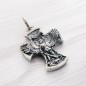 Croix en métal de Saint Michel. Hauteur 2.5 cm..