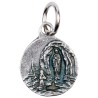 Médaille moulée en métal couleur argentée Ø 1.2 cm. Plusieurs Saints.