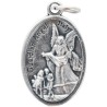 Médaille en métal couleur argentée forme ovale H. 2,2 cm. Plusieurs saints.
