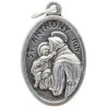 Médaille en métal couleur argentée forme ovale H. 2,2 cm. Plusieurs saints.
