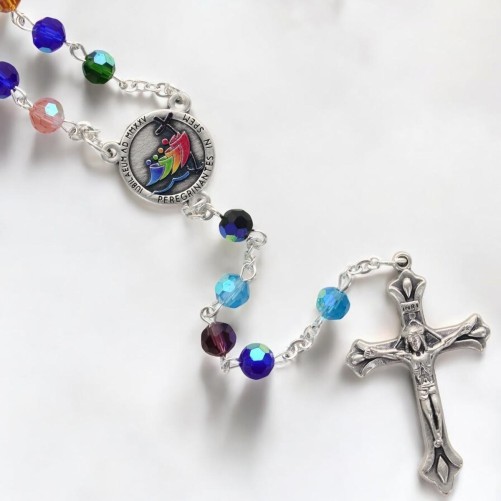 Chapelet grains verre multicolores du Jubilé de l'Espérance a facettes, Ø 6 mm sur chaine, croix avec Christ..