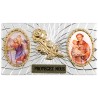 Plaque auto forme rectangle en alu striée H. 3 x 5,5 cm avec rose plus 2 résines, plusieurs saints.