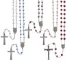 Chapelet sur chaine avec grains a facettes en semi-cristal Ø 7 mm et croix avec Christ. Existe de differentes couleurs.