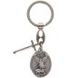Porte cles en metal forme ovale avec St Michel entouré de rayons accompagné d'une épée en breloque H 3 cm