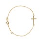 Bracelet en plaqué or ajustable sur chaine 16 -18 cm avec croix 1,7 x 1 cm. Livré en boite.