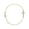 Bracelet en plaqué or ajustable sur chaine 16 -18 cm avec croix 1,7 x 1 cm. Livré en boite.