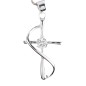 Croix de cou bâton torsadée en argent 925 °/°° avec pierres OZ au centre H. 2,3 cm (1,08 g). Livrée en boite.
