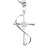 Croix de cou bâton torsadée en argent 925 °/°° avec pierres OZ au centre H. 2,3 cm (1,08 g). Livrée en boite.