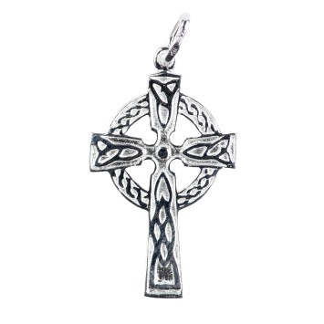 Croix de cou celte en argent 925 (1,77 g) – H. 2,6 cm. Livrée en boîte..