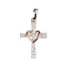 Croix de cou en argent 925 °/°° sertie de pierres OZ avec coeur filigrance H. 2 cm (1,36 g). Livree en boite.