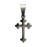 Croix de cou baroque tréflée argentée en acier inoxydable H. 1.5 cm..