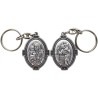 Porte-clés H. 4.5 cm en métal couleur argentée forme ovale double face, plusieurs saints..