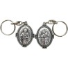 Porte-clés H. 4.5 cm en métal couleur argentée forme ovale double face, plusieurs saints..