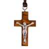 Croix de cou en bois d'olivier avec Christ métal couleur argentée H. 4 cm et cordon cuir 70 cm..