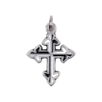 Croix de cou dominicaine en métal couleur argentée émaillé H. 3 cm..