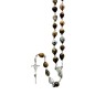 Chapelet sur chaine avec grains en larmes de Job Ø 10 mm. Longueur jusqu'au cœur 43 cm, croix et Christ en métal..