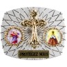 Plaque auto rectangle H. 3,5 x 4 cm arrondie en alu striée avec croix plus 2 résines, plusieurs saints.