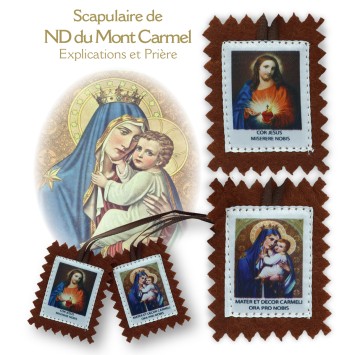 Scapulaire de ND du Mont Carmel en tissus avec explication H. 5 x 4,5 cm avec cordon marron. Livre en sachet individuel..