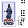 Chapelet de dévotion de la Vierge noire en plastique avec notice explicative, livre en sachet individuel..