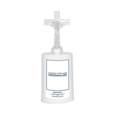 Lumignon blanc a piles H. 13,5 cm avec croix, plusieurs saints.