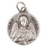 Medaille moulee ou frappee en metal couleur argentee Ø 1.8 cm. Plusieurs saints.