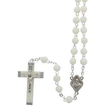 Chapelet sur chaine, coeur avec le Pape Francois, grains ronds forme rose fluorescent Ø 6 mm, christ en croix avec boîte..
