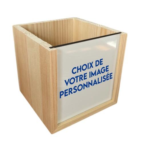 Pot à crayon en bois une plaque sublimable, taille 10 x 10 x 10 cm. Livré en boite individuelle..