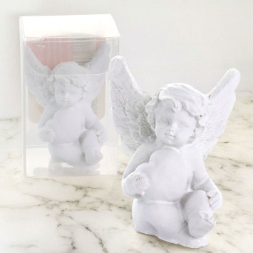 Boite presentoir 36 anges blancs avec un cœur, H. 4,4 cm, presentes dans une boite individuelle.