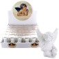 Boite presentoir 36 anges blancs avec un cœur, H. 4,4 cm, presentes dans une boite individuelle.