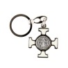 Porte-clés en métal argenté, en forme de croix de Saint Benoît émaillée plusieurs couleurs – Hauteur 4 cm..
