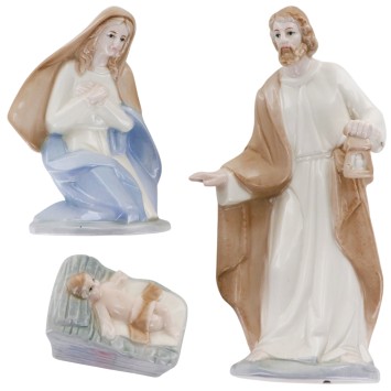 Nativité 3 pièces en porcelaine hauteur 19.80 cm.